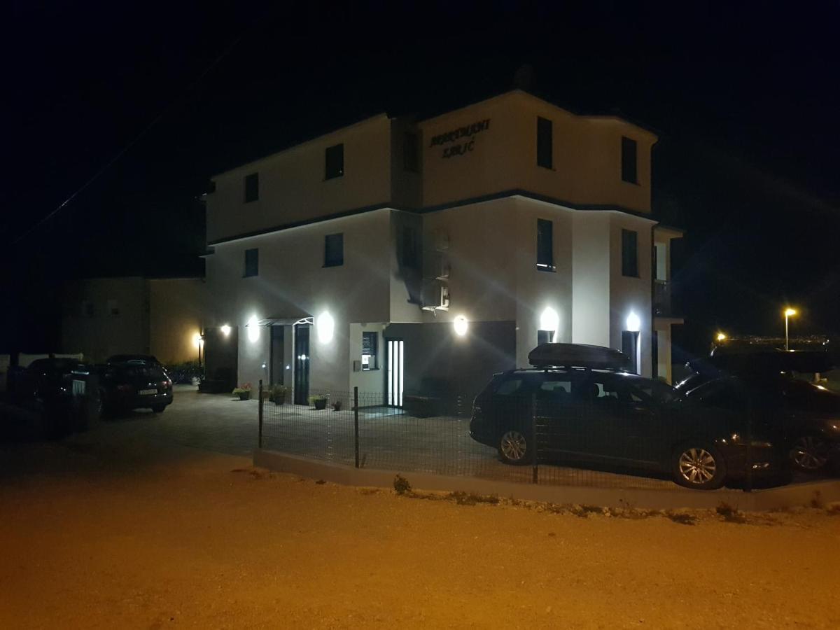 Apartmani Zaric Malinska Luaran gambar