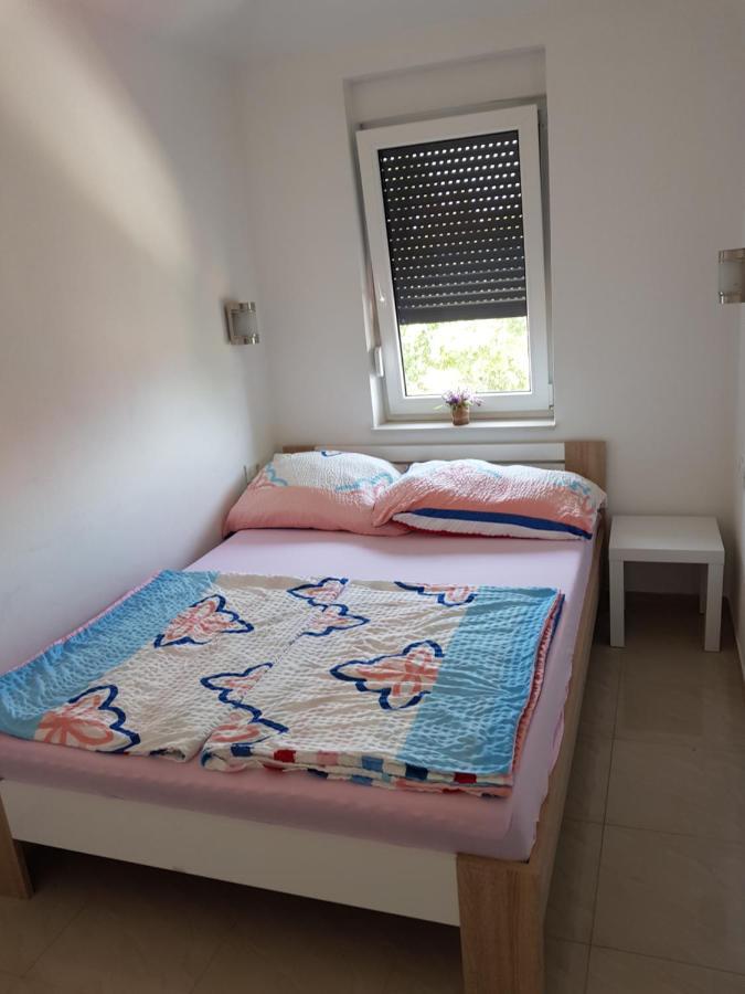 Apartmani Zaric Malinska Luaran gambar