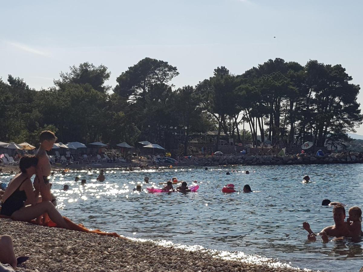 Apartmani Zaric Malinska Luaran gambar