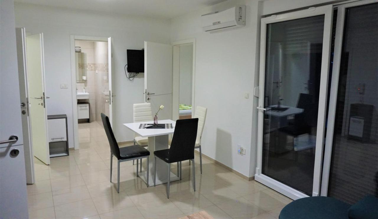 Apartmani Zaric Malinska Luaran gambar