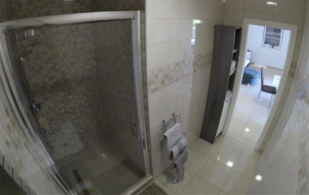 Apartmani Zaric Malinska Luaran gambar